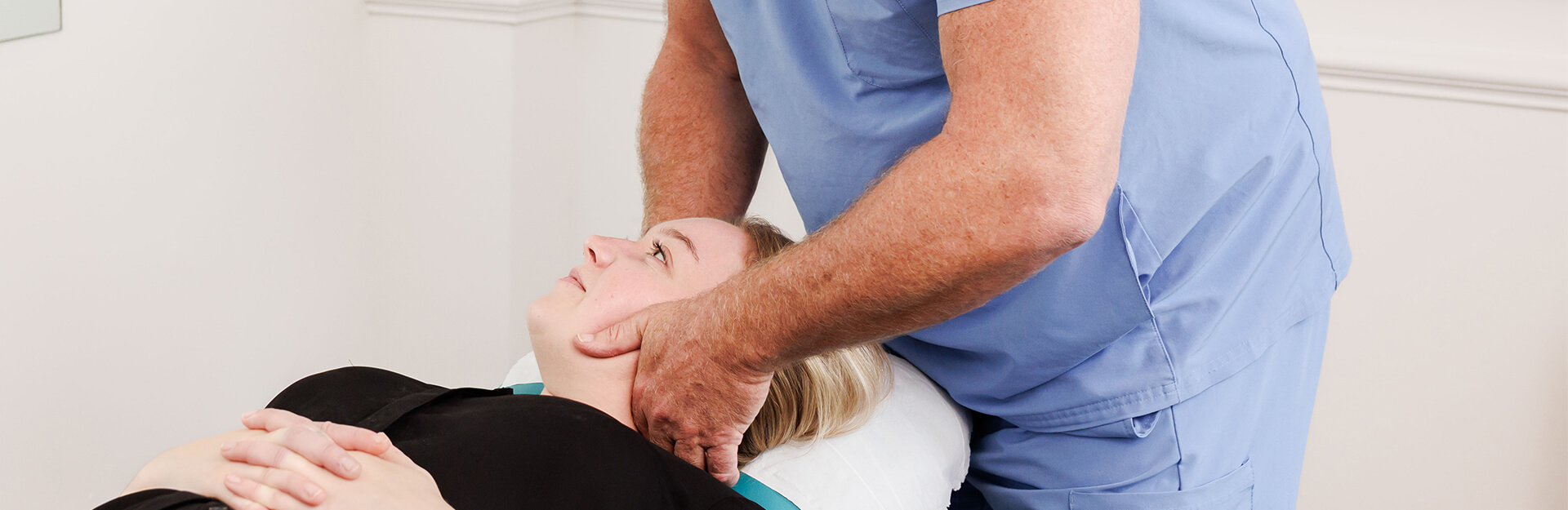  Chiropractic Treatment 
